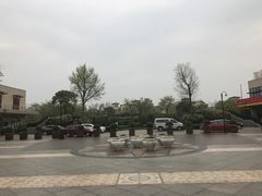 -湖州太湖旅游度假区-月亮广场