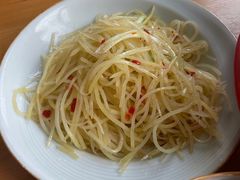 酸辣土豆丝-湘阁里辣(南岭购物广场店)