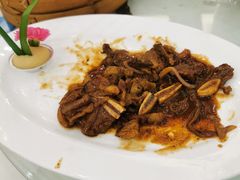 -山明水秀大饭店