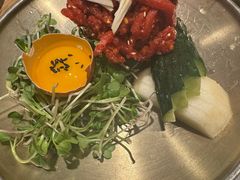 -草家酱蟹炭火烤肉店(珲春南路一店)