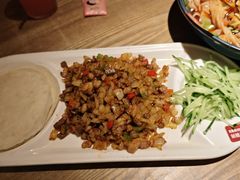 -耶里夏丽·新疆菜·28年喀什老馆(田林东路店)