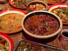 -泥糊破店小酒馆·团建聚餐(南京西路店)