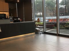 -瑞幸咖啡(杭州绿地中央店)
