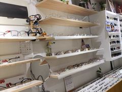 -天空之镜眼镜店蔡司依视路授权店(天通苑店)