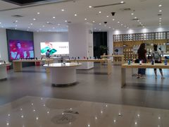 -华为授权体验店(中山公园来福士)