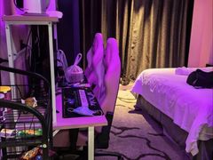 -粤塔x电竞酒店(深圳龙华大浪后浪新天地店)