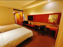 -上海浦东康桥绿地假日酒店