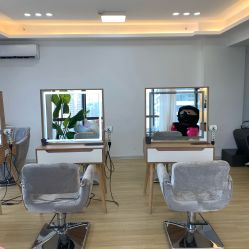 -E.L.K造型momopark店