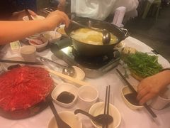 -鲜入围煮花胶鸡海鲜火锅