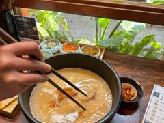 -银米·云南传统过桥米线(双廊黑金冠店)