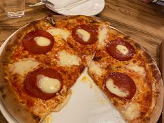 -城市大道红炉披萨烘焙坊