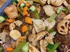 烤鲈鱼-伴鱼烤货东北菜(雅仕铭苑店)