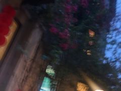 -一栋洋楼云南菜馆