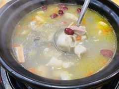 -濠轩阁特色生蚝火锅(水湾路店)