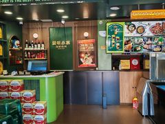 -曼听小寨海鲜烧烤·大连辣炒大王(盖州街店)