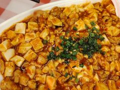 -洪霞餐馆·川菜·鲜货现炒(两江春城店)