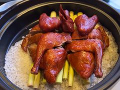 香茅乳鸽-白天鹅宾馆-玉堂春暖餐厅