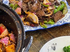 -老钟家烤羊排·敦伊阁清真餐厅胡羊焖饼