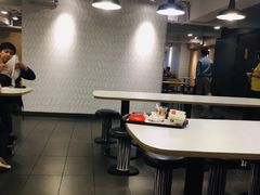 大堂-麦当劳(水坑尾街店)