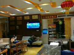 -金色印象·4K影院式足体养生(杨家坪西郊店)