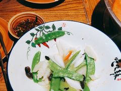 -亮欢寨酸汤鱼(沙冲路店)