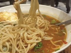 -方铲铲·成都板凳面(滨江银泰店)