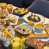 跟着香港本地人来吃的！！！  