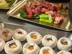 -围炉肉舍丹东海鲜烤肉·烤活鳗(步行街店)