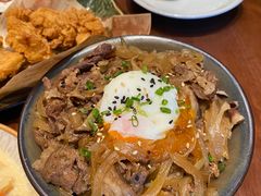寿喜牛肉饭-8PINTS八品脱·日料·烧鸟·精酿小酒馆(莘庄店)