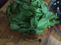 -阿婆情腊排骨火锅(金虹路店)