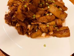 -泉畔人家·老济南经典鲁菜(大明湖店)