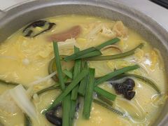 -汤小云火锅米线(钻汇广场店)