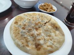 牛肉馅饼-聚德华天护国寺小吃(甜水园店)