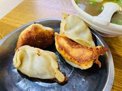 -黄阿姨锅贴大王(万航渡路店)