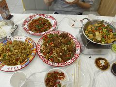 -江城燕子大排档(江汉路步行街店)