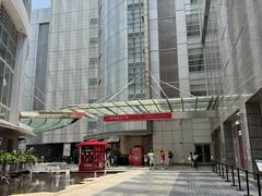 -上海来福士广场