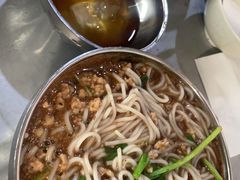 -正宗杨记普洱酸醋米线(总店)