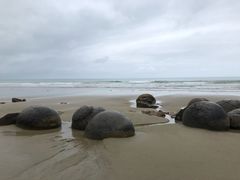 -摩拉基大圆石