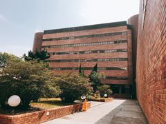 -香港理工大学