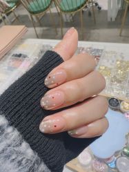 -晨·艺美甲美睫