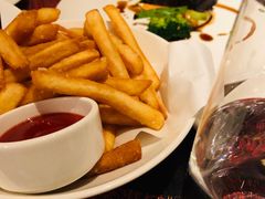 -WOLFGANG PUCK KITCHEN & BAR(迪士尼小镇店)
