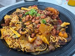 -愉肴麻辣香锅(中北镇店)