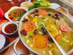 -阆辣荟餐饮(老味道8年·古城店)