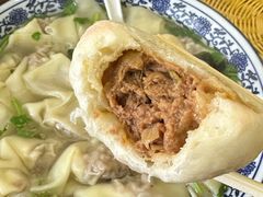 -吕氏馄饨包子大排档