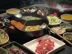 -三出山火锅(南京万象天地店)