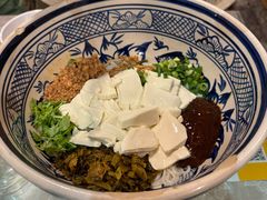 豆花米线-蜗牛小馆醉乡民谣云南菜(惠新西里店)