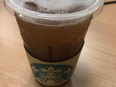 冰瑶桃桃乌龙茶-星巴克(新达汇三林店)