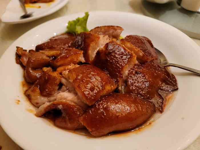 鸿宴饭庄(新华东道店)