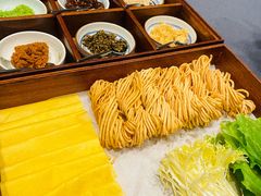 -鲁采LU STYLE(新天地店)