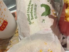 -麦当劳(普陀香溢花城店)